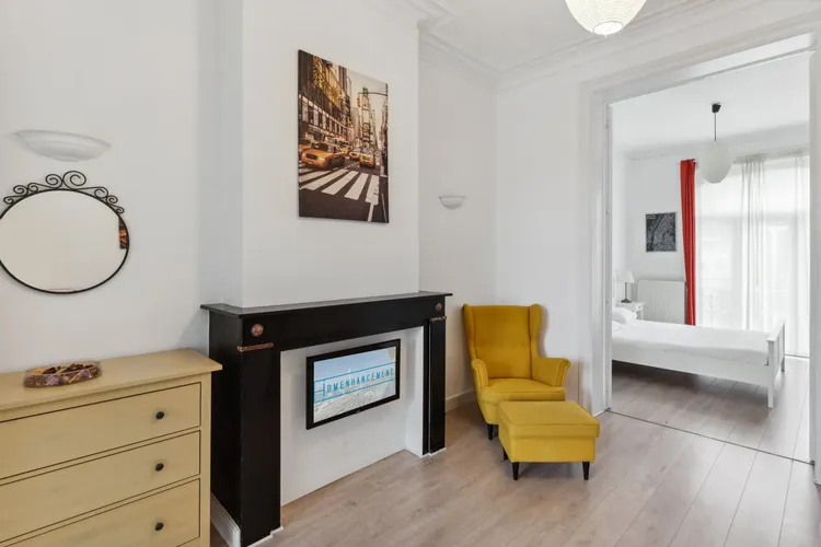 Stylish one bedroom apartment  in Etterbeek, Brussels Interior 1