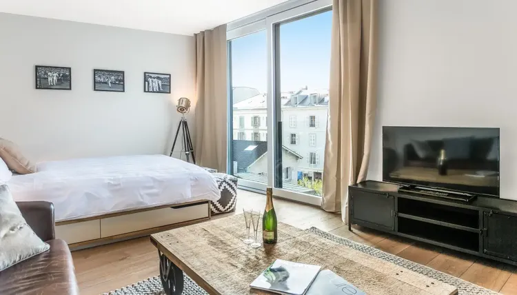 Comfortable and high-tech studio apartment in Plainpalais, Geneva