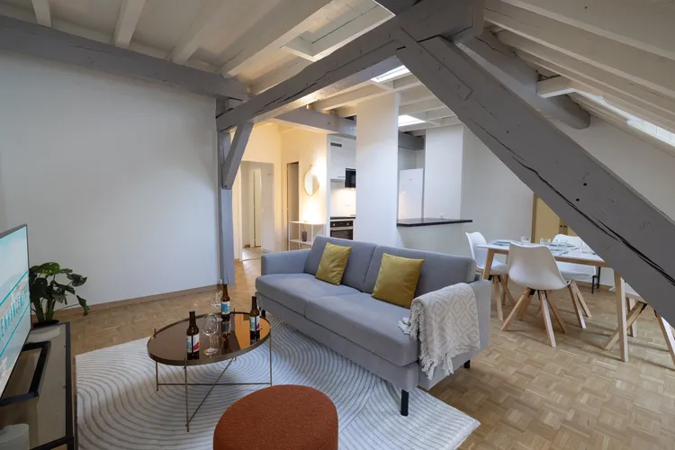 Magnifique one bedroom situé sous les toits de l'avenue Soret à Genève