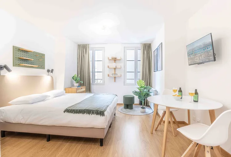 Furnished studio in the heart of Lausanne, ideal for students.